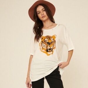 Vintage Tiger Graphic Tee